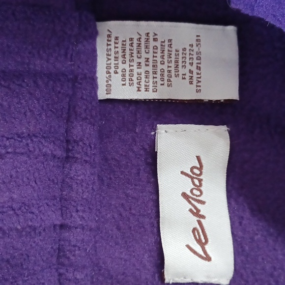 Women's Purple poncho, cape. Casual fleece, single button close. ONE SIZE - Picture 15 of 16